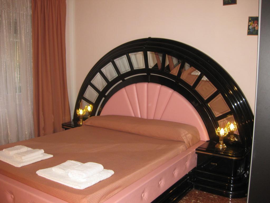Bed and Breakfast Beauty Moon Rom Zimmer foto